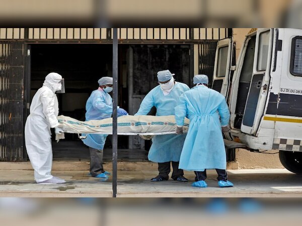 ସାବଧାନ! ପୁଣି ଦ୍ରୁତ ଗତିରେ ବଢ଼ୁଛି କୋରୋନା ଗ୍ରାଫ୍, ଗତ ୨୪ ଘଣ୍ଟାରେ ସାମ୍ନାକୁ ଆସିଲା ଏତିକି ମାମଲା