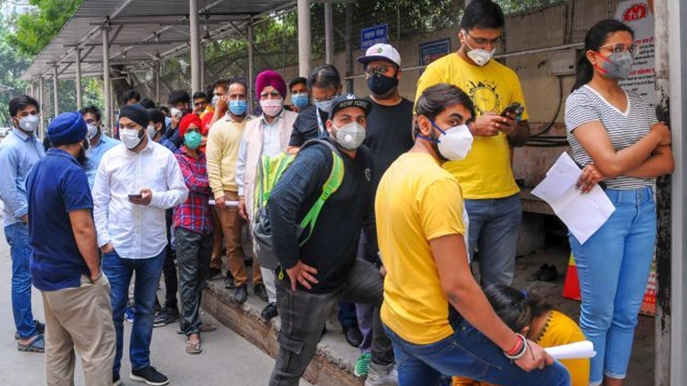 Delhi: Corona से बिगड़े हालात, लेकिन मास्‍क न लगाने के लोगों के बहाने सुन रह जाएंगे हैरान