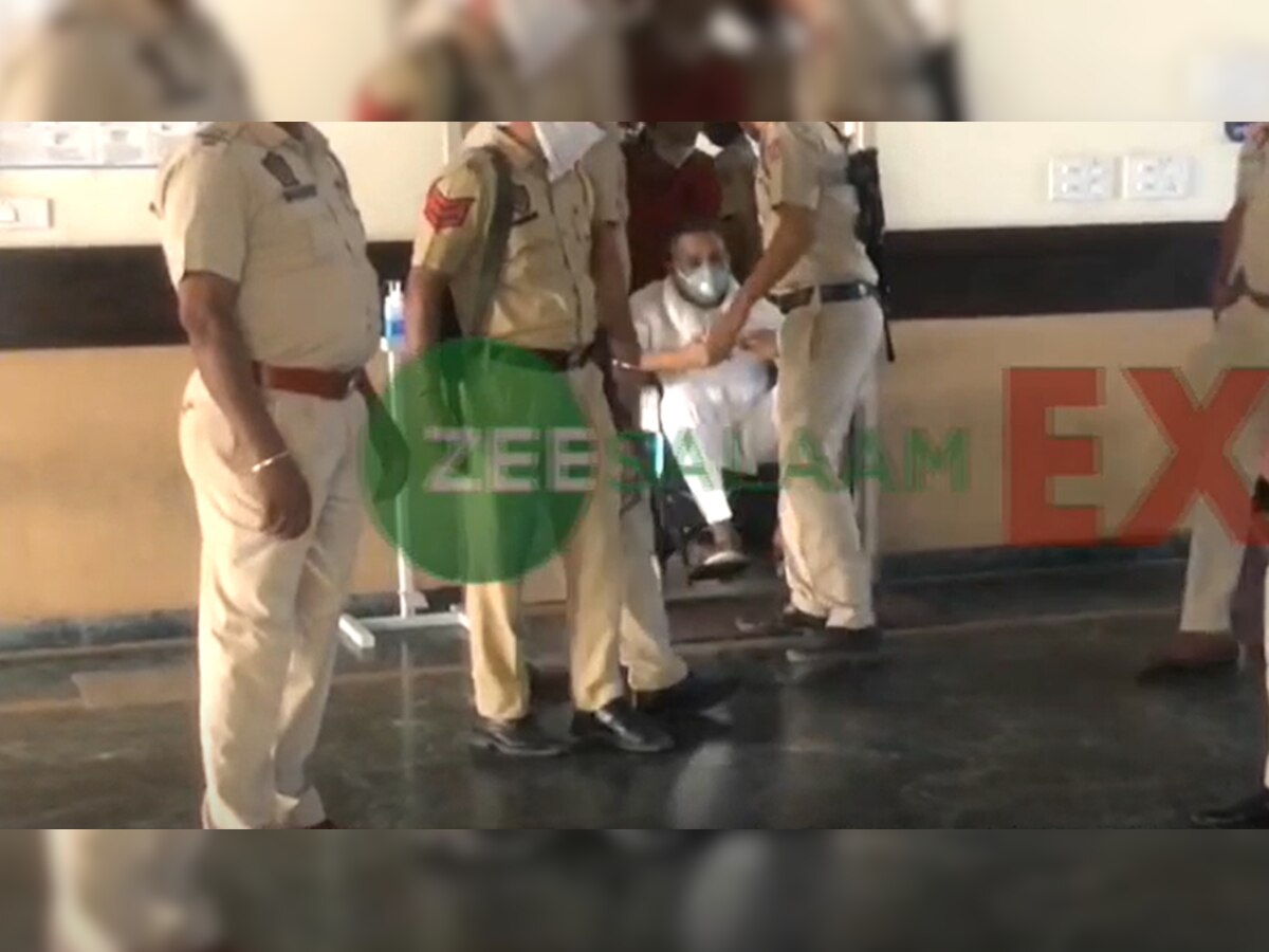 व्हील चेयर पर अदालत में लाया गया बाहुबली Mukhtar Ansari, कोर्ट ने वापस भेजा रोपड़ जेल