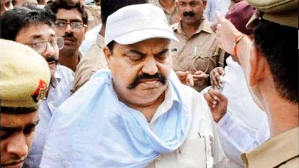 मुख्तार के बाद अब अतीक अहमद की बढ़ी मुश्किलें, 5 साल से लंबित कई केस में दर्ज हुई चार्जशीट