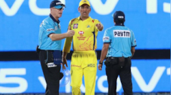 IPL: जब मैदान पर आग बबूला हो गए धोनी, अंपायरों से ले लिया पंगा