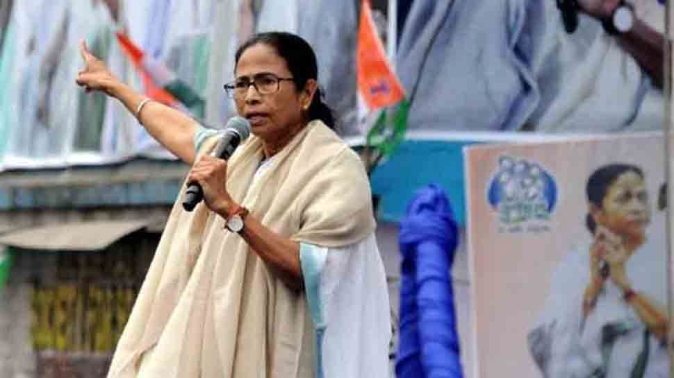 बंगाल: Mamata Banerjee का विवादित बयान, पुलवामा हमले को लेकर कही ये बात