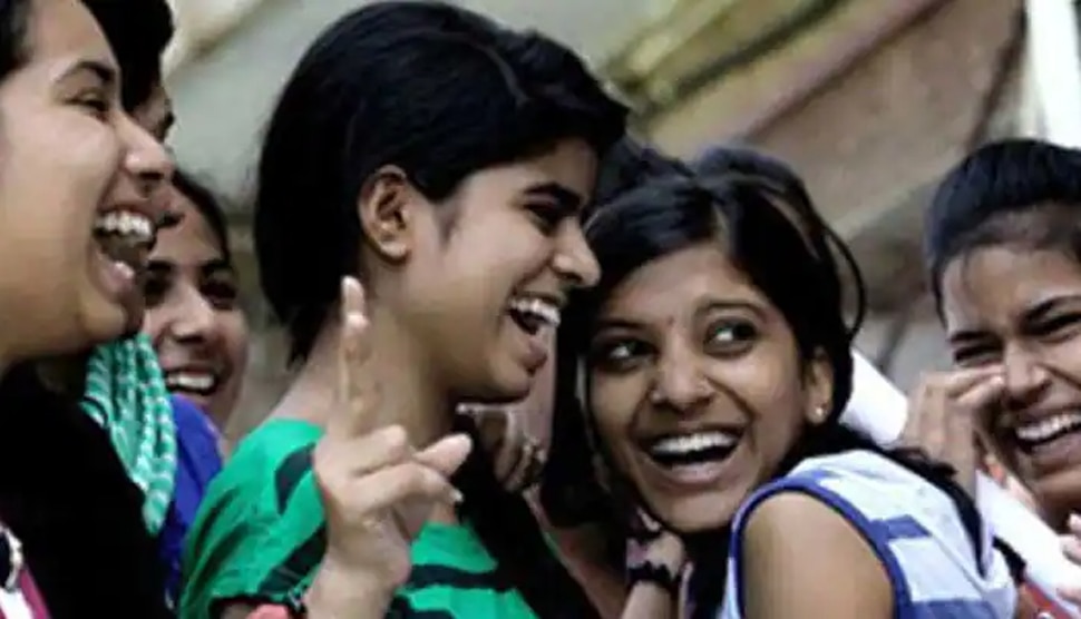 Bihar Board 10th Result: टॉपर्स फैक्ट्री के नाम से मशहूर स्कूल ने फिर किया कमाल, दिए इतने टॉपर्स