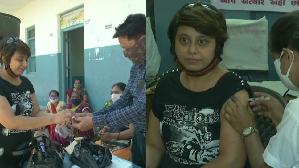 Gujarat: राजकोट में कोरोना वैक्‍सीन लगवाने वालों को बदले में मिल रहा GOLD