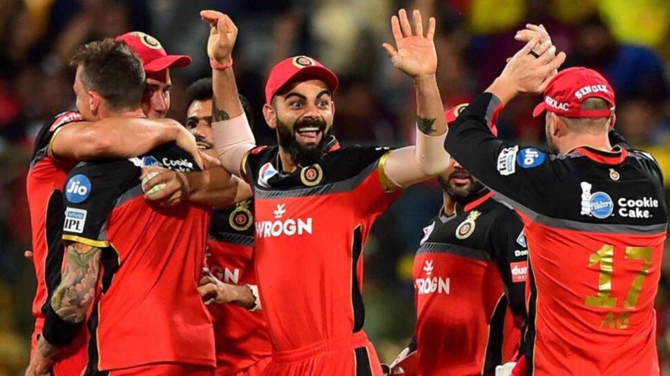 IPL पर छाए कोरोना के बादल, अब RCB का ये स्टार क्रिकेटर भी निकला पॉजिटिव