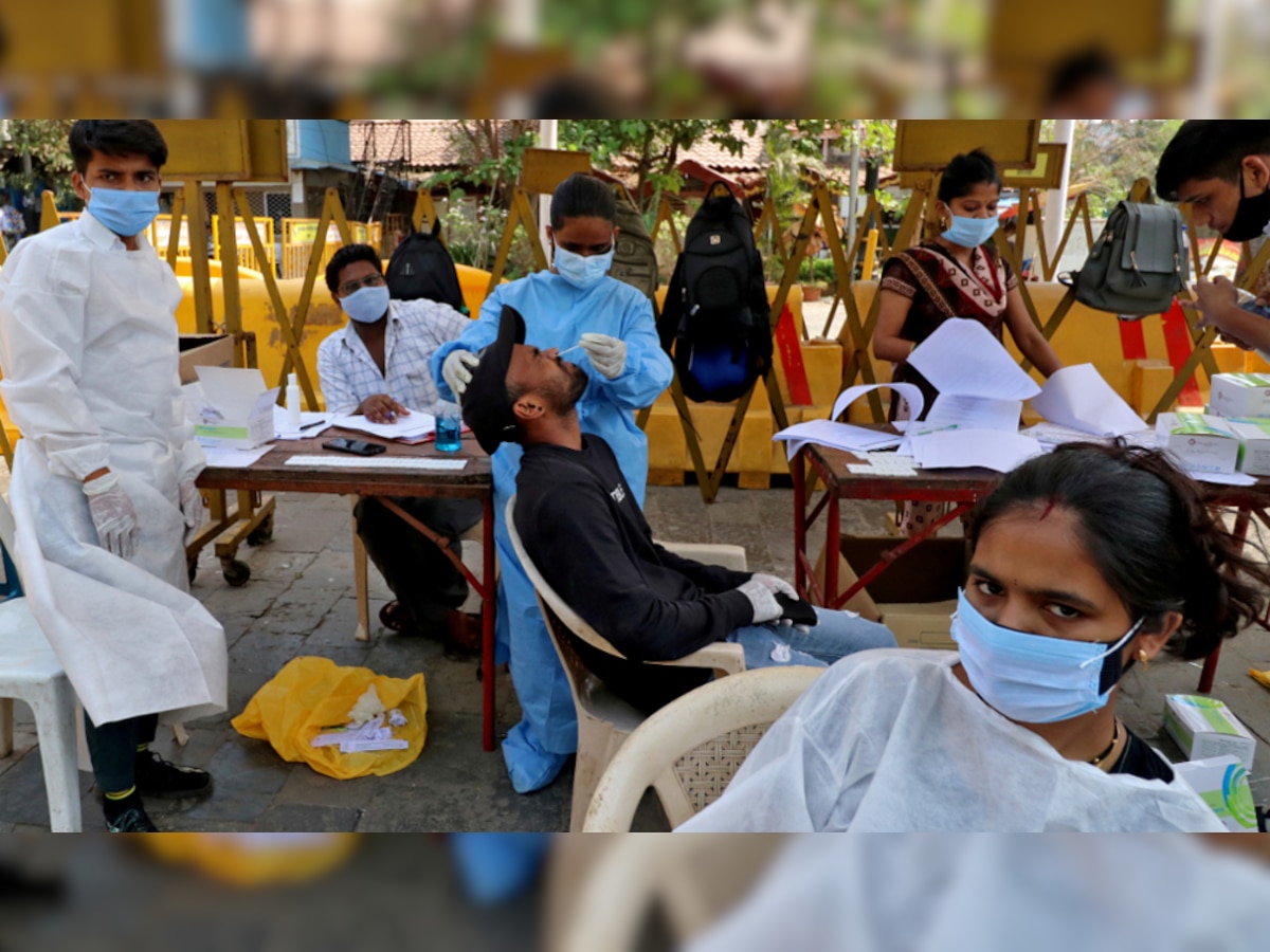 भारत में कोरोना संक्रमण के कुल मामले 1,29,28,574 हो गए हैं. (फोटो सोर्स- रॉयटर्स)