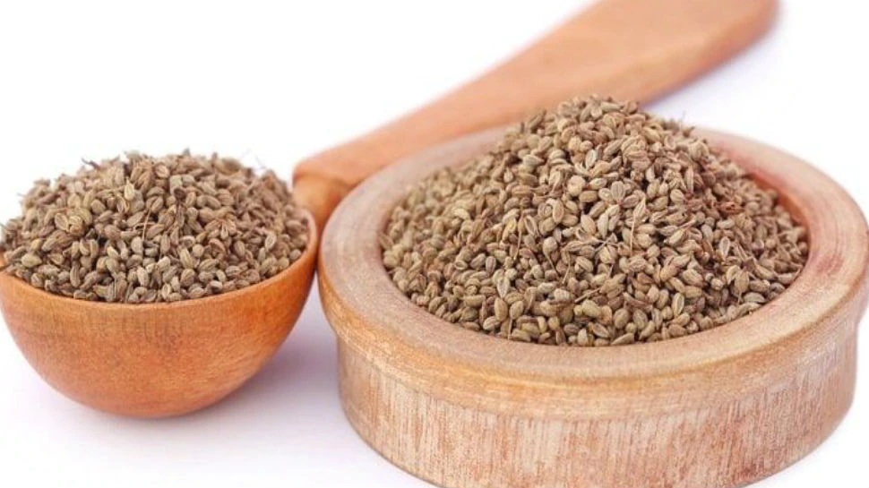गर्म पानी के साथ अजवायन खाने से, ये 7 बीमारियां हो जाती हैं दूर गर्म पानी के साथ अजवायन खाने से, ये 7 बीमारियां हो जाती हैं दूर