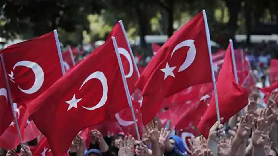 Turkey में तख्तापलट की कोशिश, 32 लोगों को सुनाई गई उम्रकैद की सजा