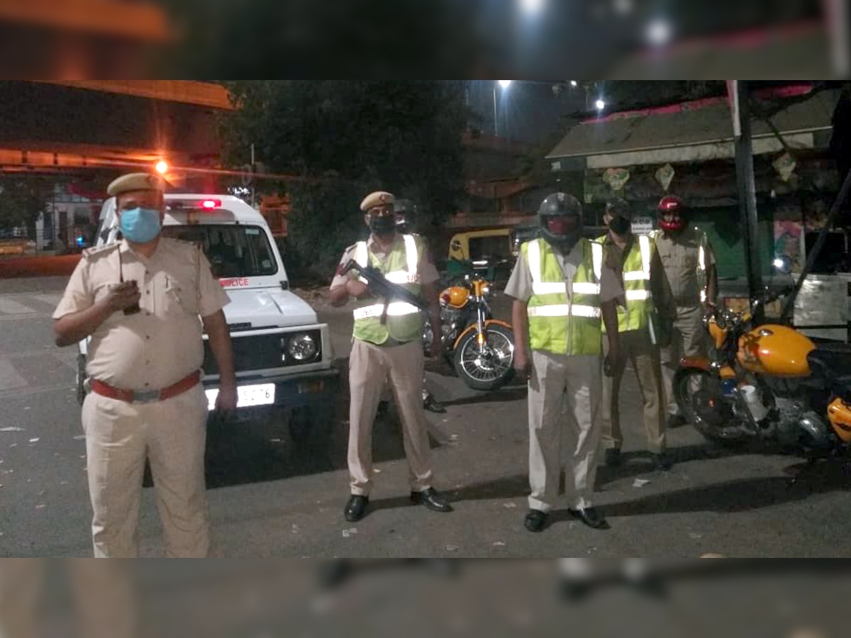 रात में निकलने वाले लोगों को Delhi Police की चेतावनी, मजेदार ट्वीट हुआ वायरल