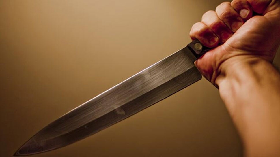 UK: पत्नी पर चाकू से 300 बार किया हमला, बेटी ने 'हैवान' को पिता मानने से किया इनकार