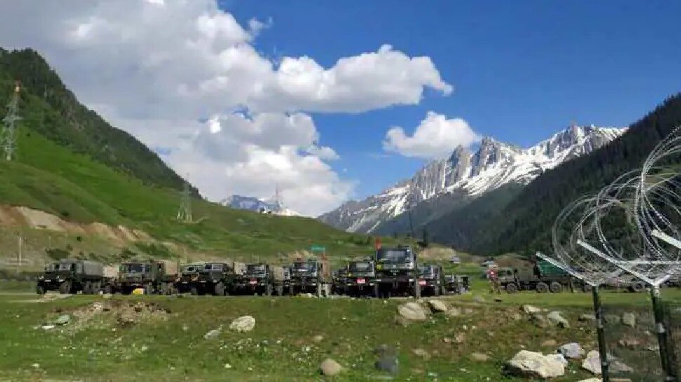 LAC: भारत और चीन विवादित क्षेत्र से सैनिकों को पीछे हटाने को तैयार