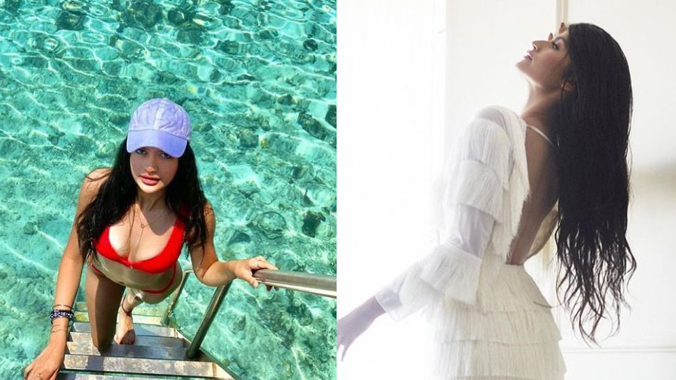 Anjini Dhawan की ये PHOTOS देख अनन्या और शनाया के हुस्न को भूल जाएंगे आप Anjini Dhawan की ये PHOTOS देख अनन्या और शनाया के हुस्न को भूल जाएंगे आप