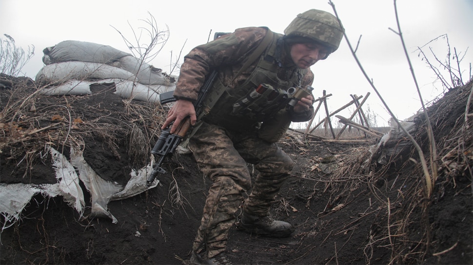 यूक्रेन की मदद न करें पश्चिमी देश Russia says, western countries stay away from Ukraine matter