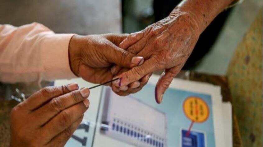 बंगाल चुनाव पर तृणमूल ने रखा प्रस्ताव, 3 चरणों का करवाएं एक साथ मतदान