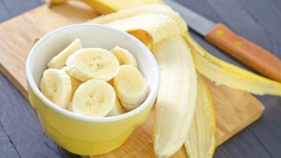 दूध और केला milk and banana