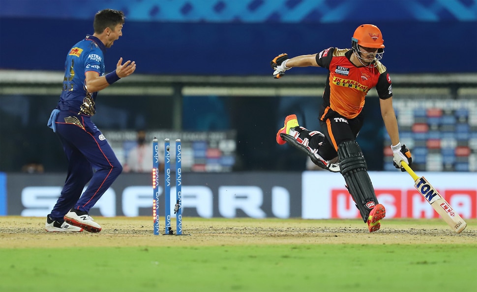 SRH VS MI: तूफानी शुरुआत के बावजूद मुंबई के आगे पस्त हुई हैदराबाद, 13 रनों से मिली हार