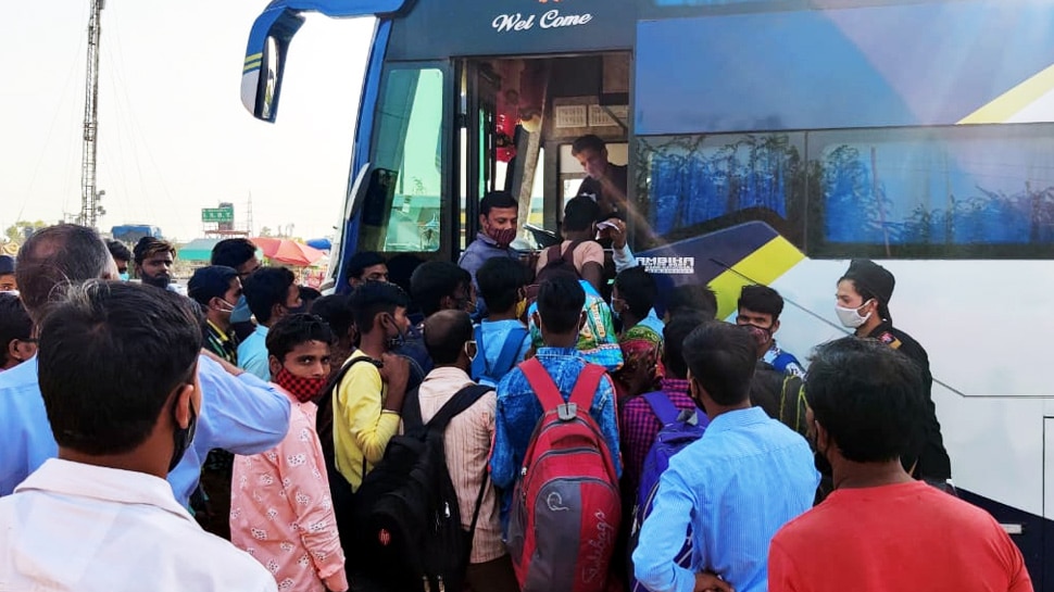 बसों में सीटें हुईं फुल Seats in buses become full