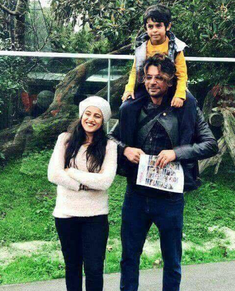 बेटा भी है बेहद क्यूट Sunil Grover and wife Aarti Grover Picture