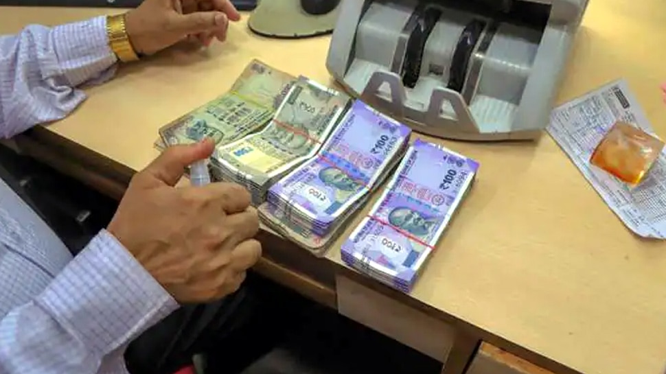 1.5 लाख तक का निवेश संभव Maximum investment up to 1.5 lakhs possible in PPF scheme