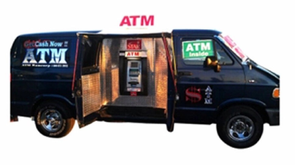 HDFC Bank ने ग्राहकों को दी बड़ी राहत, कोरोना काल में दरवाजे तक पहुंचेगी ATM वैन