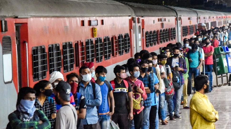 Corona: दो महीनों के लिए रेलवे ने तैयार किया प्लान, यात्रियों को नहीं होगी दिक्कत
