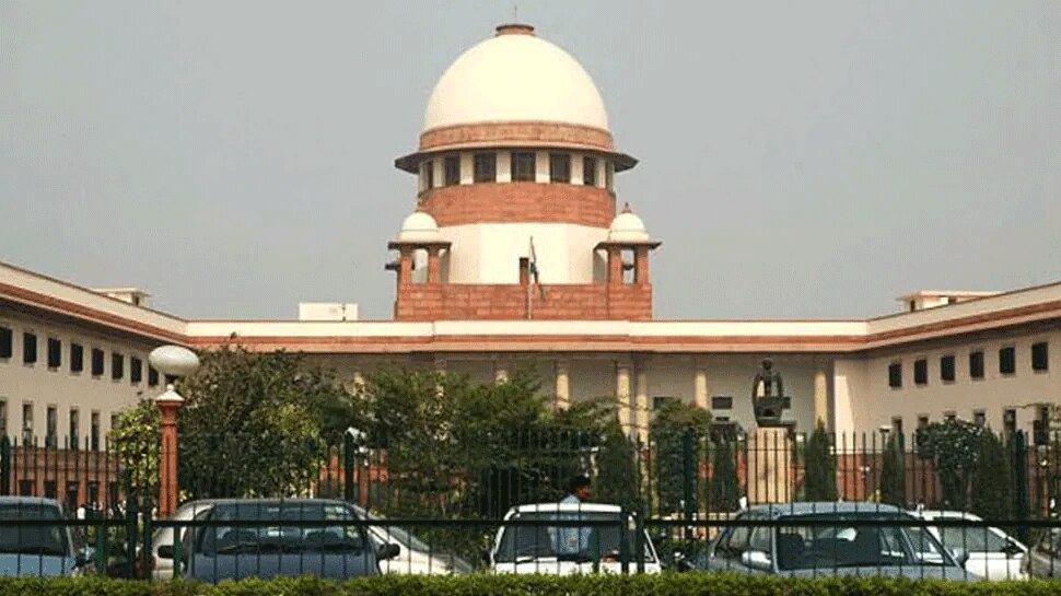 Supreme Court में कोरोना की दूसरी लहर पर चर्चा, CJI रमना ने दी इस फैसले को मंजूरी
