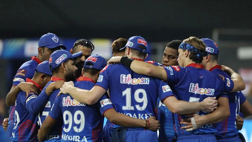 IPL 2021: कोरोना को हराकर Delhi Capitals की टीम में लौटे थे Axar Patel, साथी खिलाड़ियों ने किया ये बर्ताव