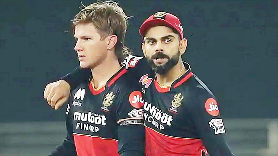 IPL: कोहली की RCB टीम के स्पिनर ने उठाए सवाल, कहा- भारत में सेफ महसूस नहीं कर रहा था IPL: कोहली की RCB टीम के स्पिनर ने उठाए सवाल, कहा- भारत में सेफ महसूस नहीं कर रहा था