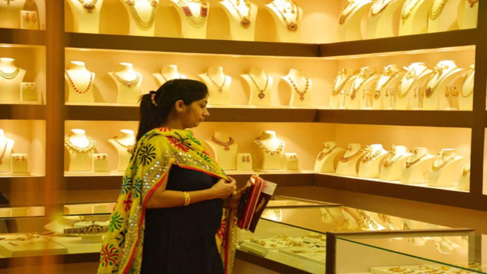 Gold Price Today, 28 April 2021: सोना 9200 रुपये हो गया सस्ता, आज 1000 रुपये तक टूट गई चांदी