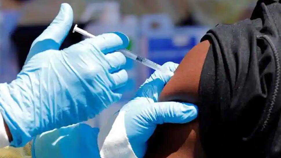 1 मई से 18+ वालों का वैक्सीनेशन, पहले चरण में UP के इन 7 जिलों में लगेगी Corona Vaccine