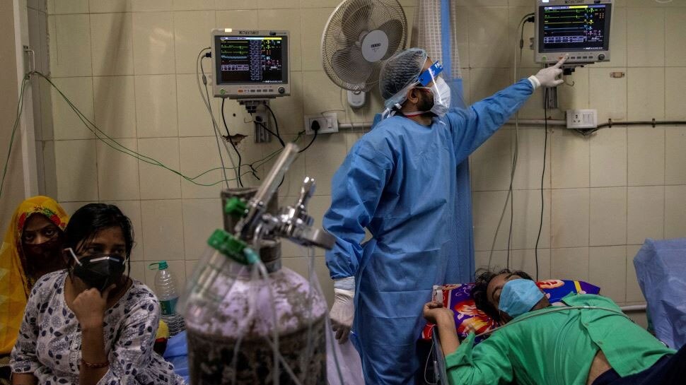 Corona Crisis: दिल्ली के Fortis अस्पताल ने भेजा ऑक्सीजन के लिए SOS अलर्ट, कहा- मरीजों की जान को खतरा