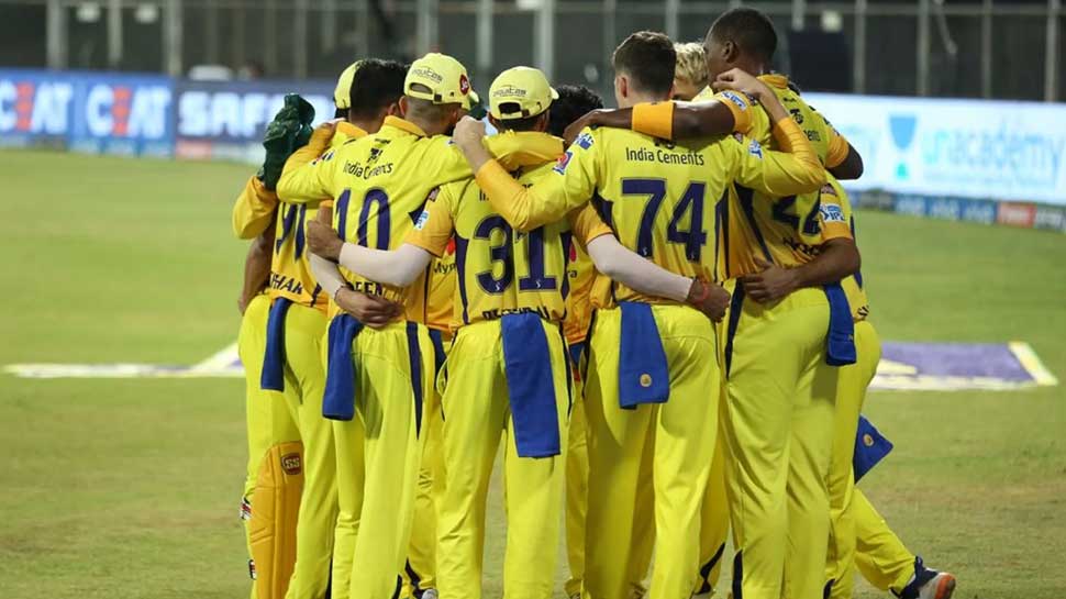 IPL 2021: CSK को बड़ा झटका, बॉलिंग कोच Lakshmipathy Balaji और CEO Kasi Viswanathan को हुआ Corona