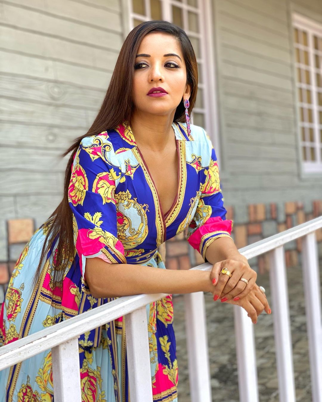 मोनालिसा का नया फोटोशूट monalisa new photoshoot