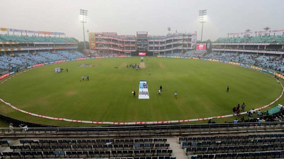 IPL 2021: Laxmipathi Balaji के Corona Positve होने से बढ़ी मुश्किलें, Delhi की मेजबानी को खतरा