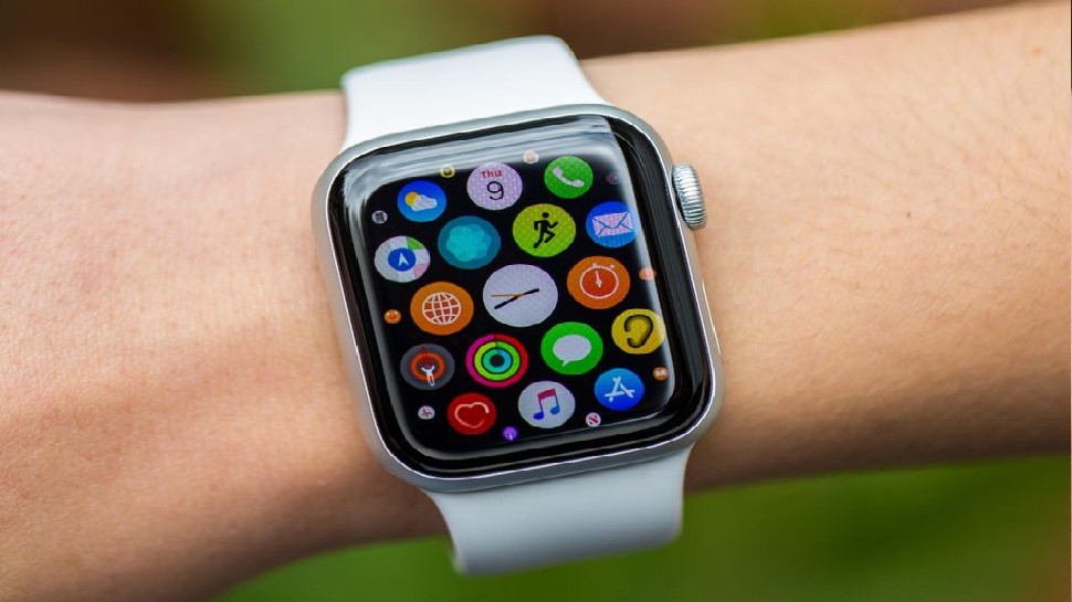 कमाल के फीचर से भरी होगी नई Apple Watch, देख पाएंगे ब्लड प्रेशर और अल्कोहल लेवल