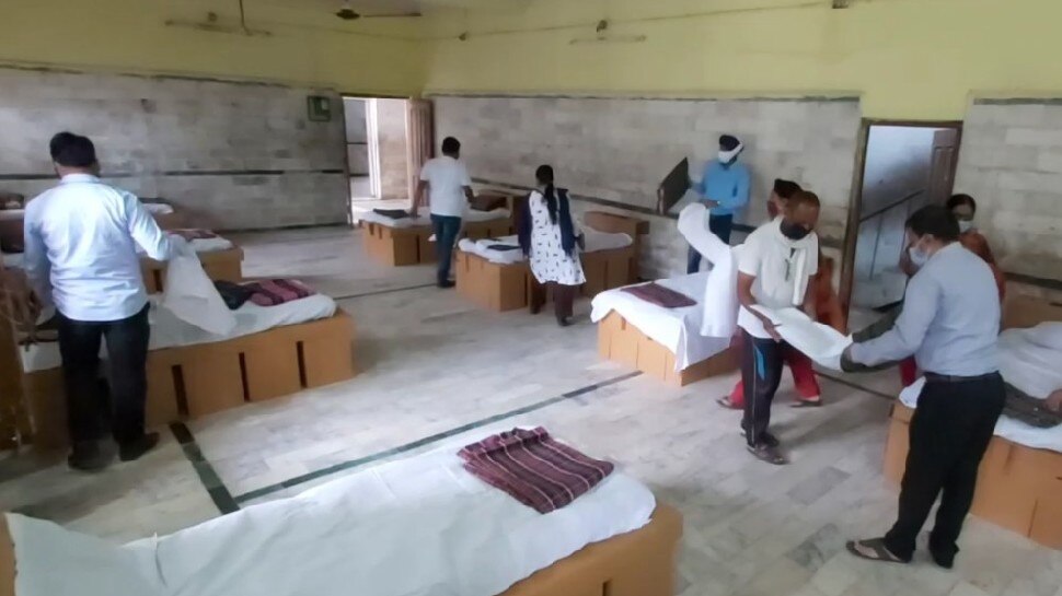 गरीबों के लिए निशुल्क इलाज व भोजन