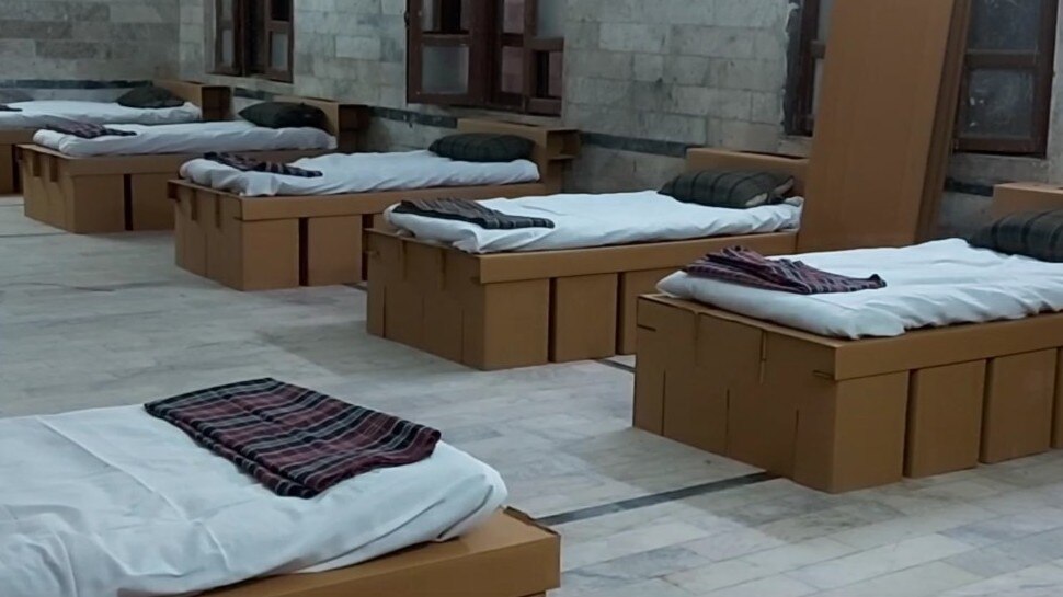 मदरसा कमेटी के साथ आया लायंस क्लब