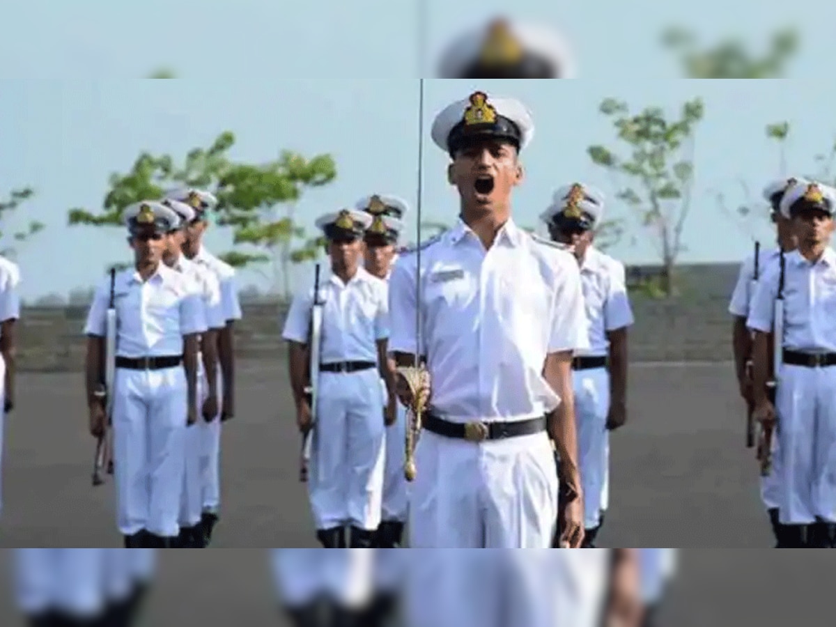 Indian Navy Recruitment 2021: 12वीं पास के लिए सरकारी नौकरी का मौका, आवेदन की आखिरी तरीख कल