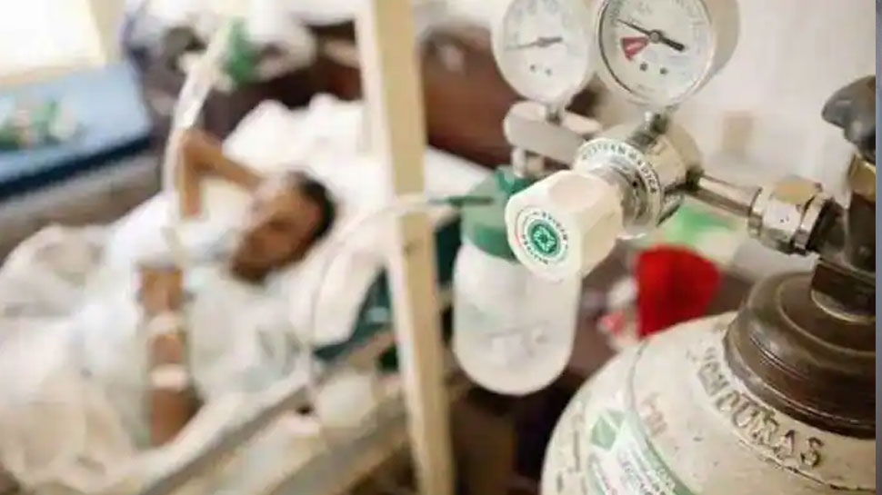 Tamil Nadu के सरकारी अस्पताल में 13 मरीजों की मौत, प्रशासन ने किया Oxygen की कमी से इनकार
