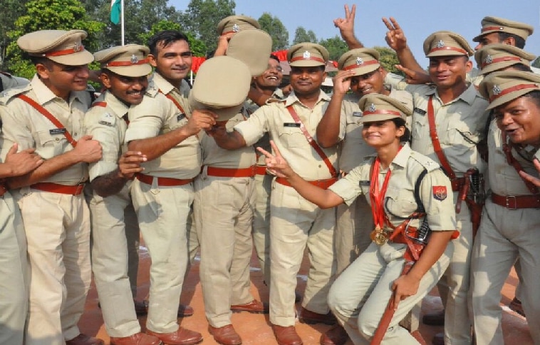 UP Police Recruitment: यूपी पुलिस में सब इंस्‍पेक्‍टर के 9,534 पदों पर हो रही भर्ती, जानिए क्या है आखिरी तारीख