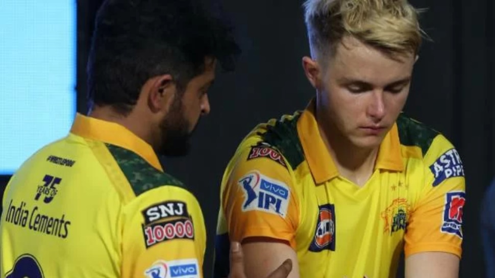 IPL 2021: Sam Curran पर बने मजेदार Memes वायरल, Suresh Raina ने लिए मजे, Video Viral