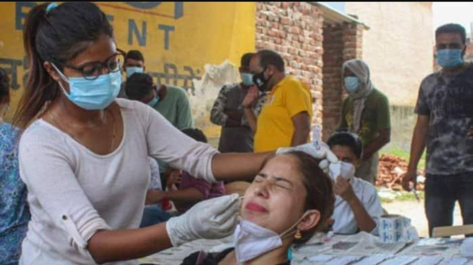 Coronavirus: Tamil Nadu में कोरोना के सर्वाधिक 27,397 नए मामले, आंध्र प्रदेश-गोवा समेत कई राज्यों का बुरा हाल