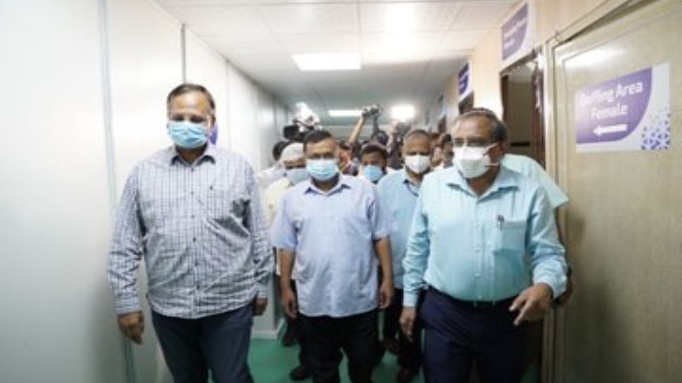 दिल्ली में कोरोना मरीजों के लिए 1000 आईसीयू बेड तैयार, सीएम अरविंद केजरीवाल ने तैयारियों का लिया जायजा