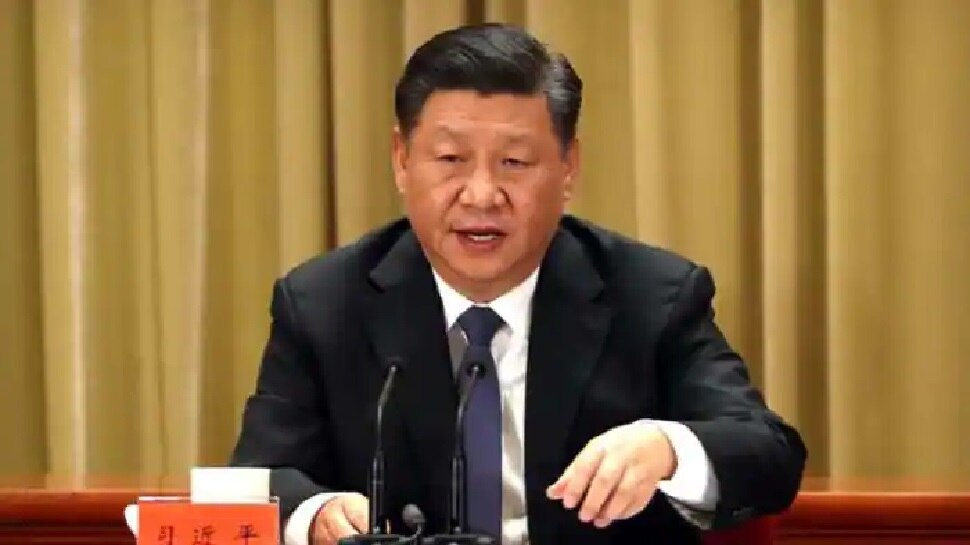 एक कविता शेयर करने पर Chinese अरबपति को हुआ 18,365 करोड़ रुपये का नुकसान