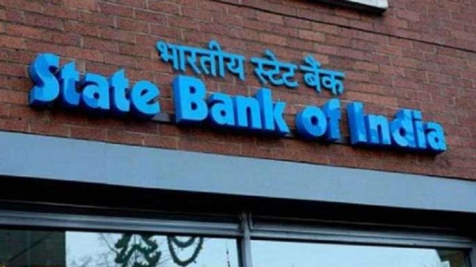 जानते हैं SBI की EMI सुविधा के बारे में? मिलते हैं ये बड़े फायदे