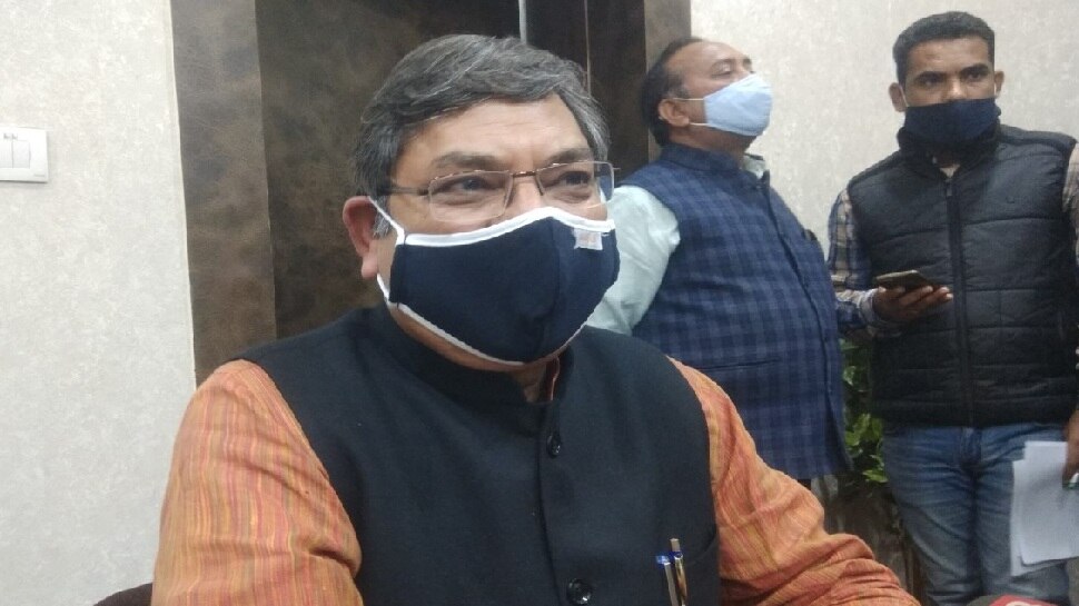 सबको जनभागीदारी के साथ इस लड़ाई से लड़ना और जीतना है - Satish Poonia सबको जनभागीदारी के साथ इस लड़ाई से लड़ना और जीतना है - Satish Poonia