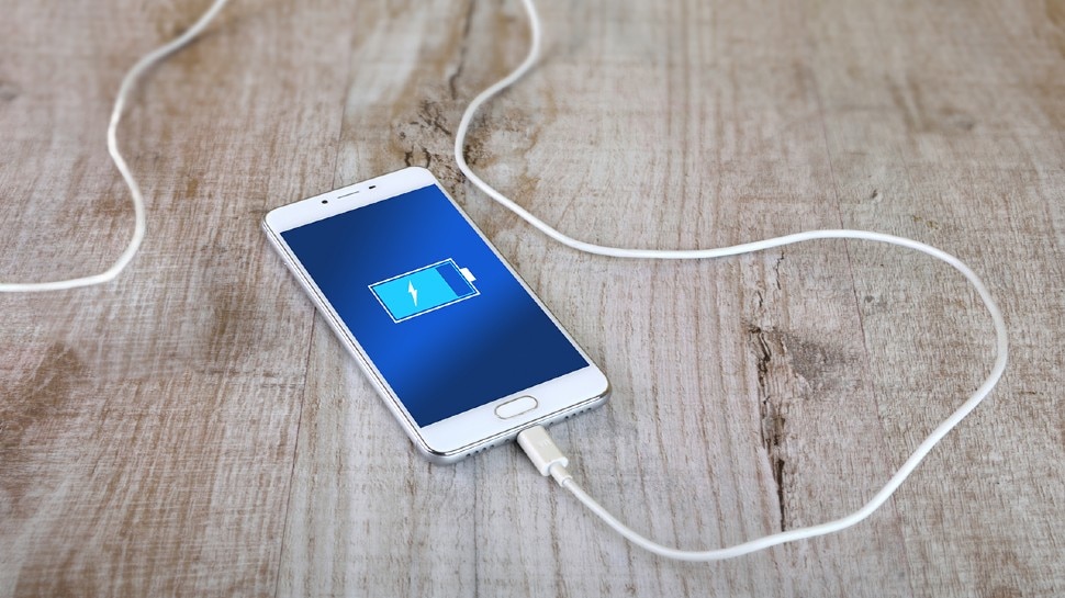 बिना कवर चार्ज करें फोन charge without cover