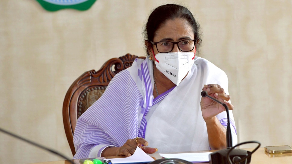 Mamata Banerjee का PM मोदी को पत्र, बोलीं- Corona Vaccine बनाने में दुनिया से लें मदद, हम जमीन देने के लिए तैयार
