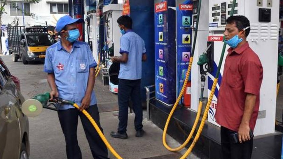 Petrol Diesel Price Today 13 May 2021 Petrol Diesel Prices At New High Petrol Crosses Rs 92 In Delhi Petrol Price Today 13 May 2021 नई ऊ च ई पर प ट र ल ड जल क क मत