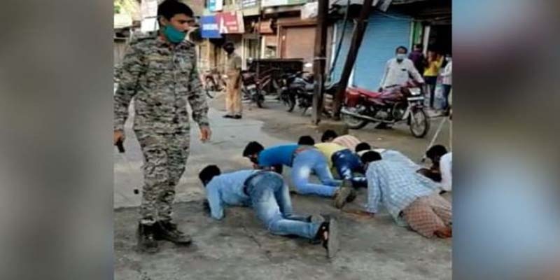 Bihar: लॉकडाउन की खिलाफवर्ज़ी करने पर पुलिस ने दी ये अनोखी सज़ा, वायरल हो रहा VIDEO